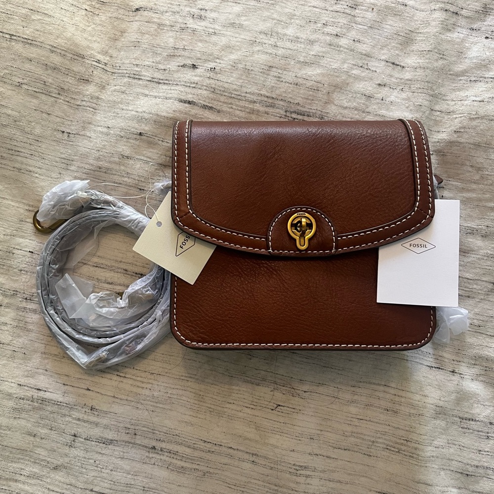 Fossil Ainsley Brown Leather Crossbody Bag with Gold Hardware